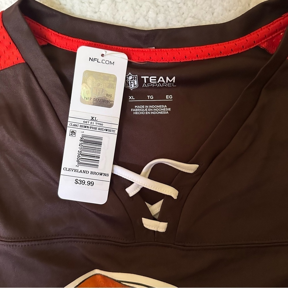 NWT NFL Cleveland Browns Women’s Jersey Top - Picture 5 of 6